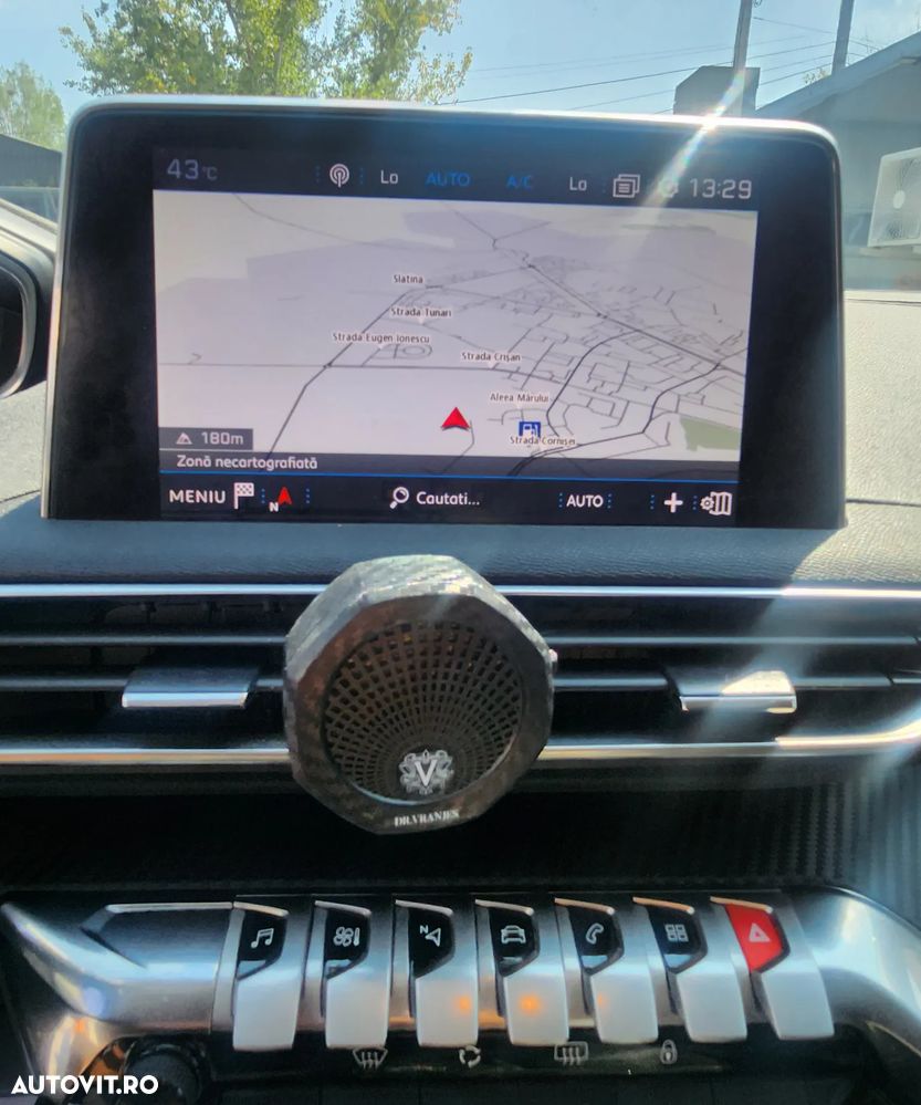 Peugeot 3008 1.2 PureTech Turbo S&S EAT6 Active - 26