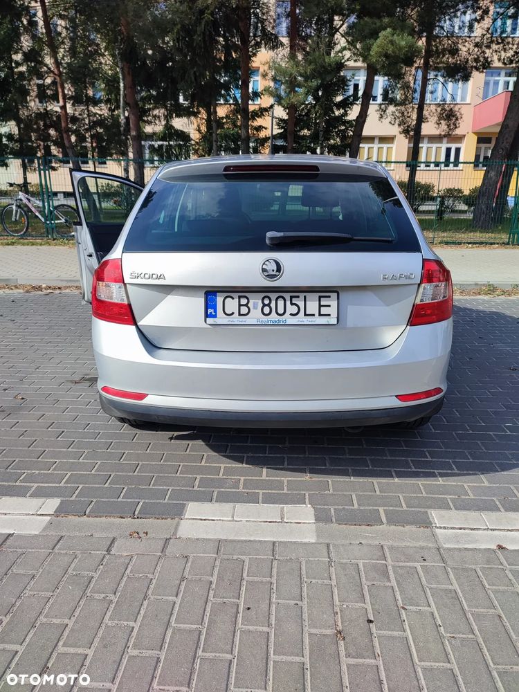Skoda RAPID - 15