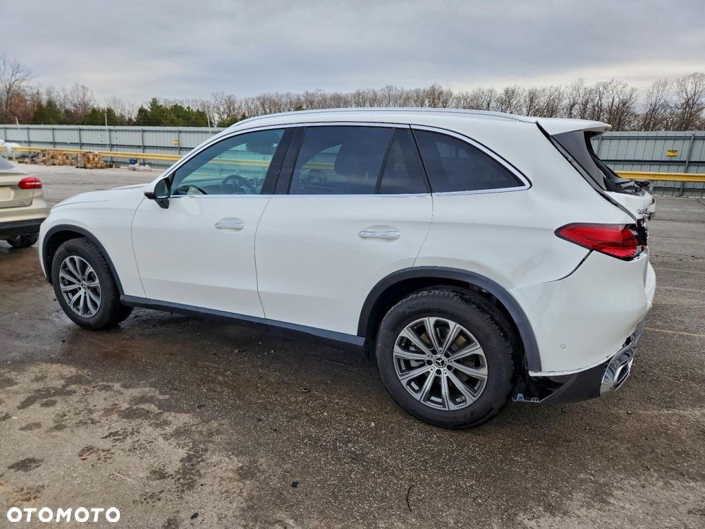 Mercedes-Benz GLC 300 4Matic 9G-TRONIC Avantgarde Advanced - 3