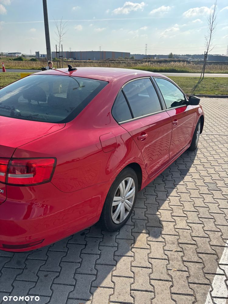 Volkswagen Jetta 2015 photo 4