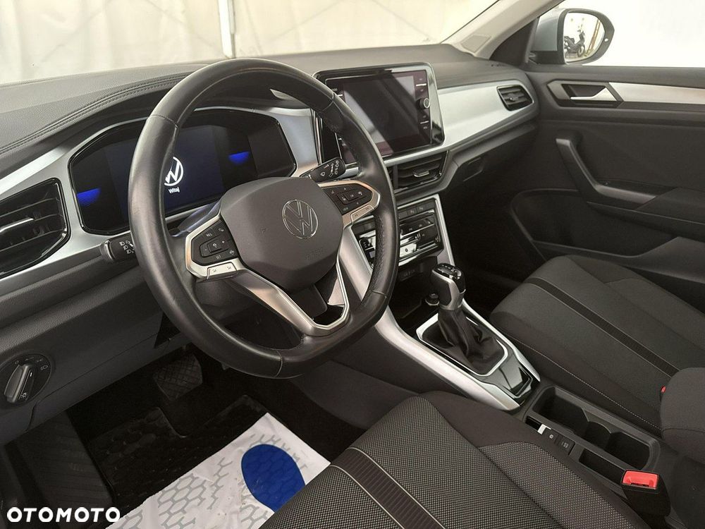Volkswagen T-Roc - 14
