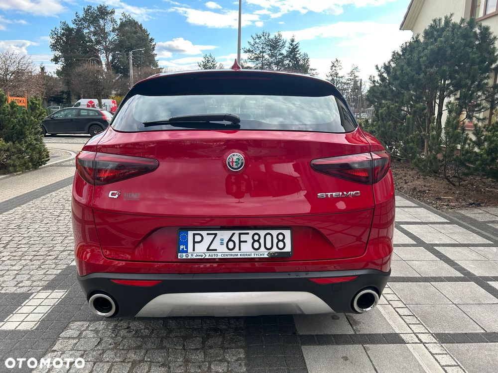Alfa Romeo Stelvio 2.0 Turbo Business Q4 - 4