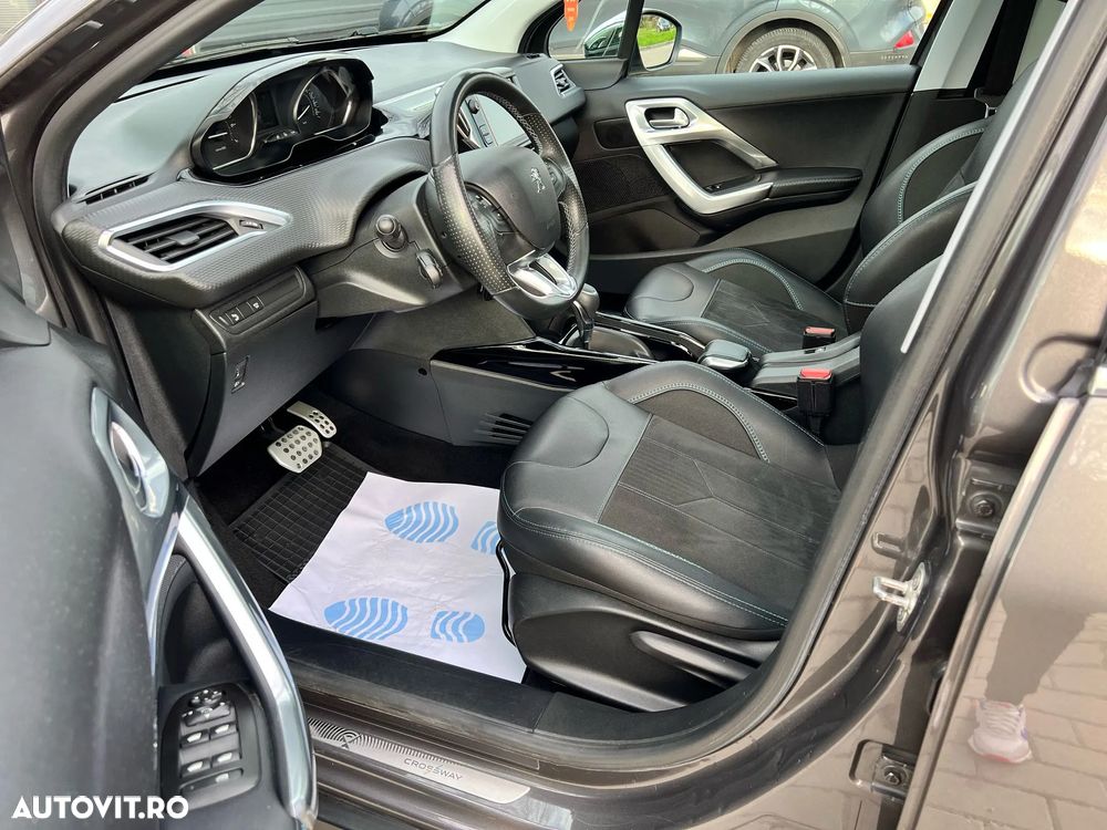 Peugeot 2008 1.2 PureTech Turbo EAT6 S&S Allure - 19