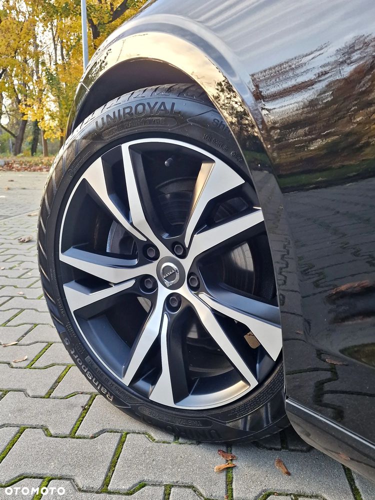 Volvo V60 D3 Geartronic R-Design - 20