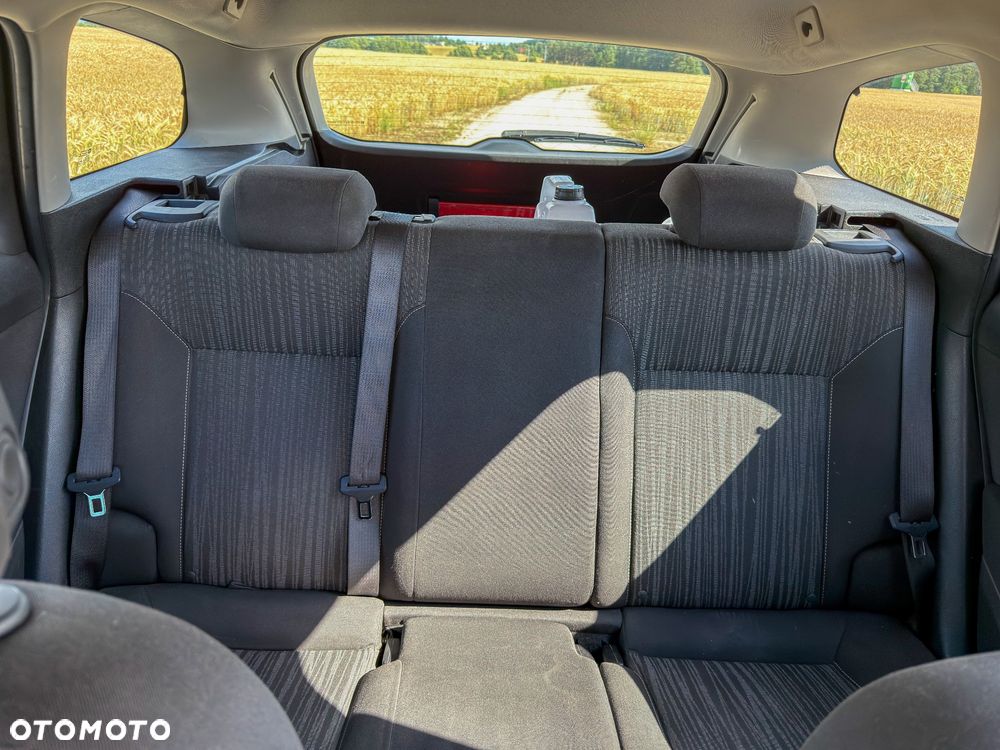 Opel Astra 1.4 Essentia - 25