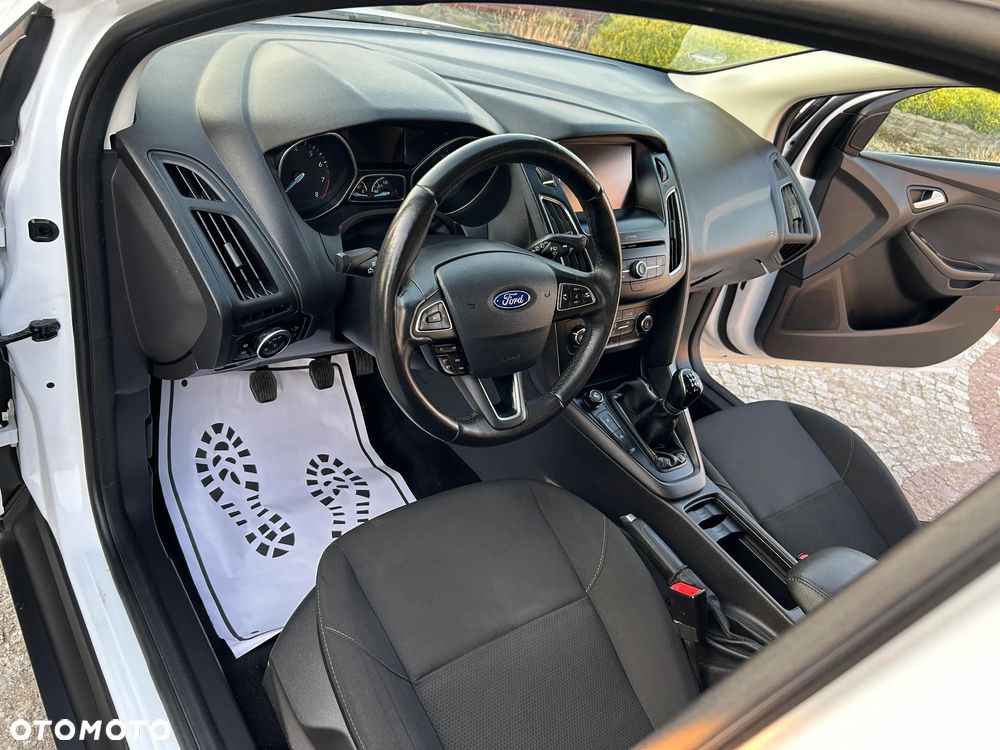 Ford Focus - 7