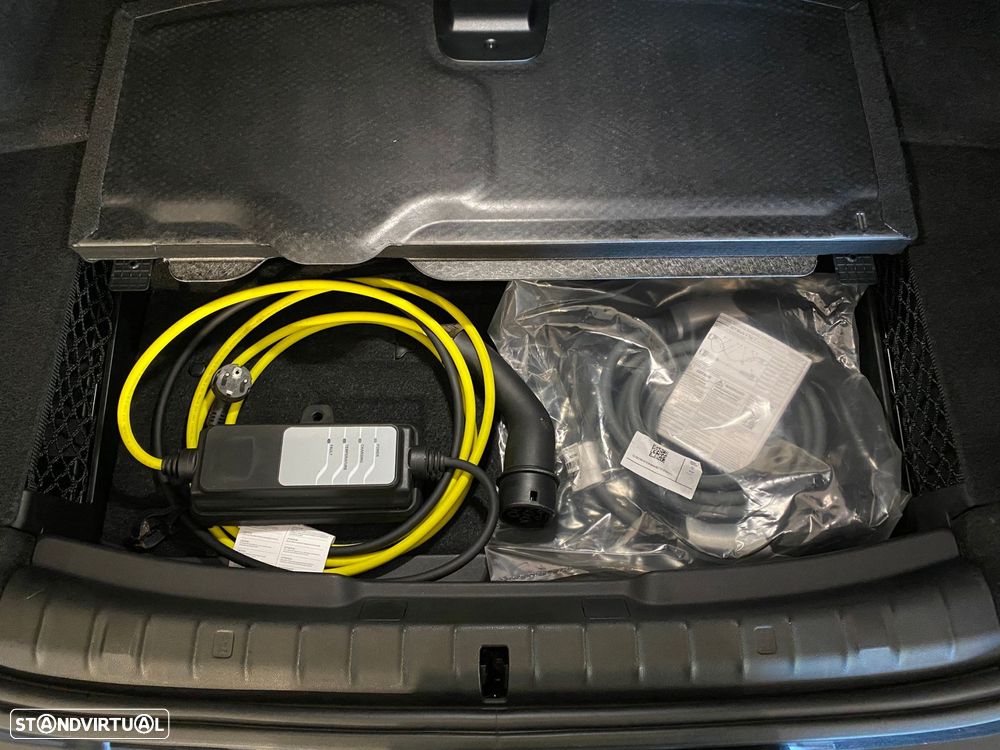 BMW 530 e Pack M - 34