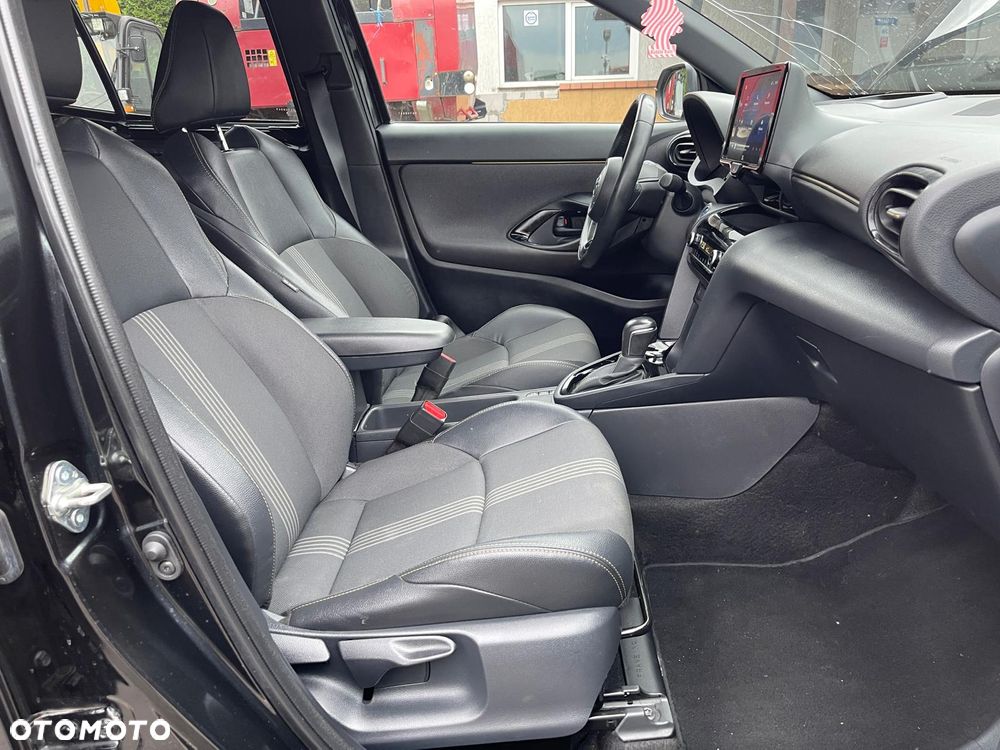 Toyota Yaris Cross 1.5 VVT-i AWD-i Premiere Edition - 27