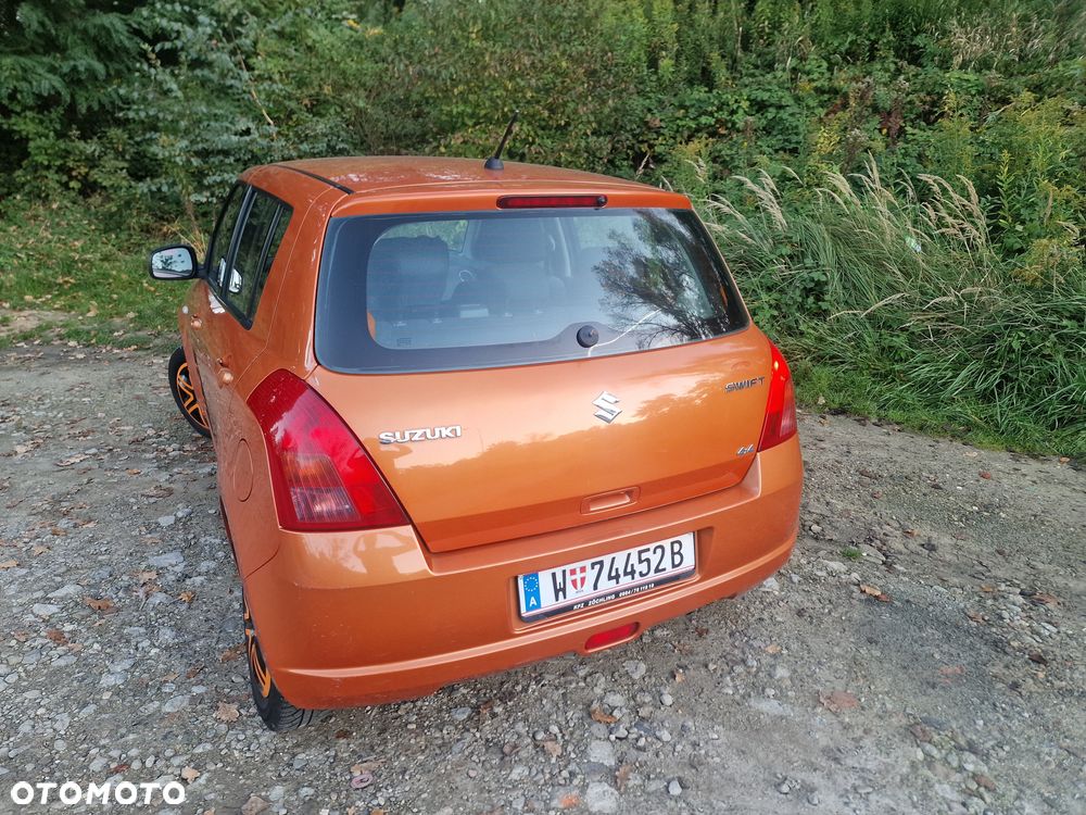 Suzuki Swift 1.3 4x4 Comfort - 21