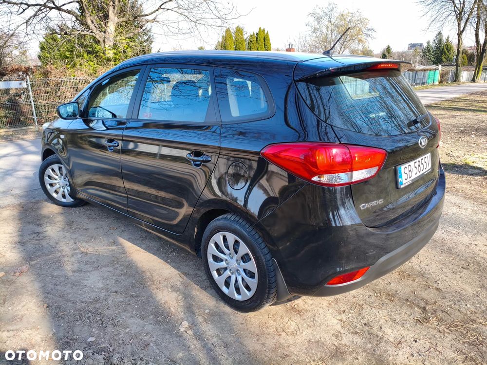 Kia Carens 1.6 GDI L - 2