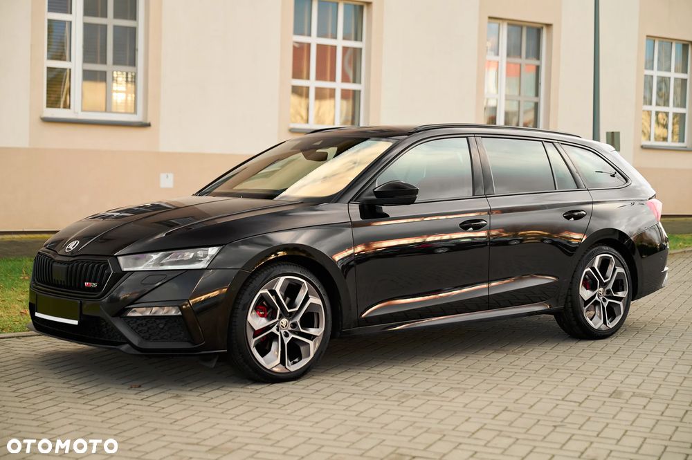Skoda Octavia 2.0 TDI DSG RS - 8