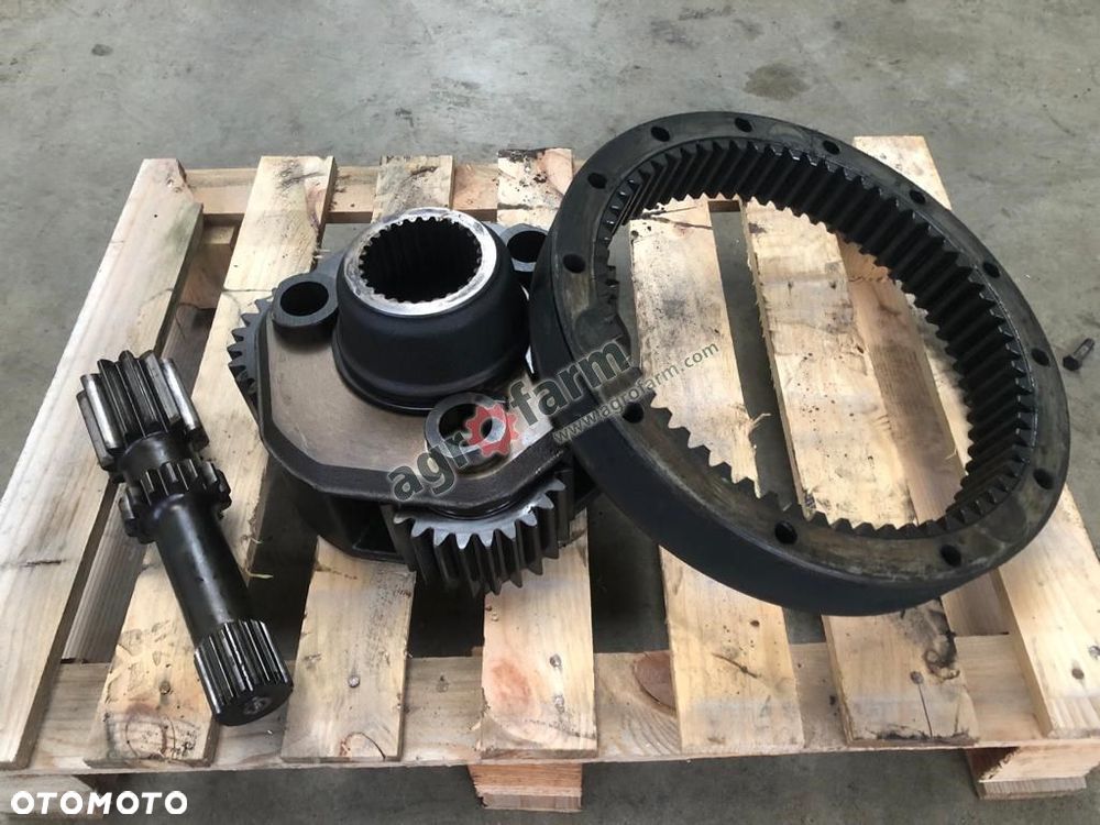Układ planetarny, Zwolnica New Holland TM155 - 4