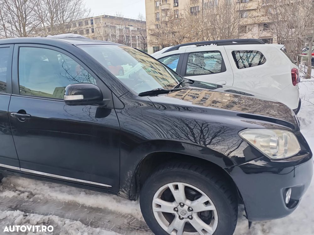 Toyota RAV4 2.2L D-CAT M/T Luxury - 3