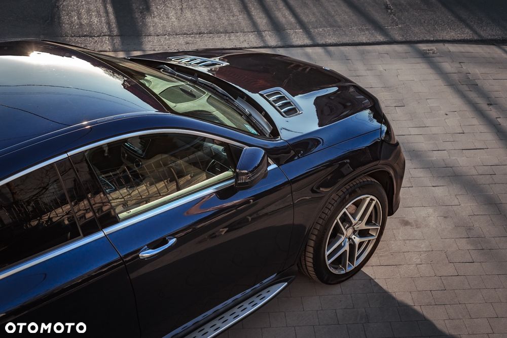 Mercedes-Benz GLE - 25