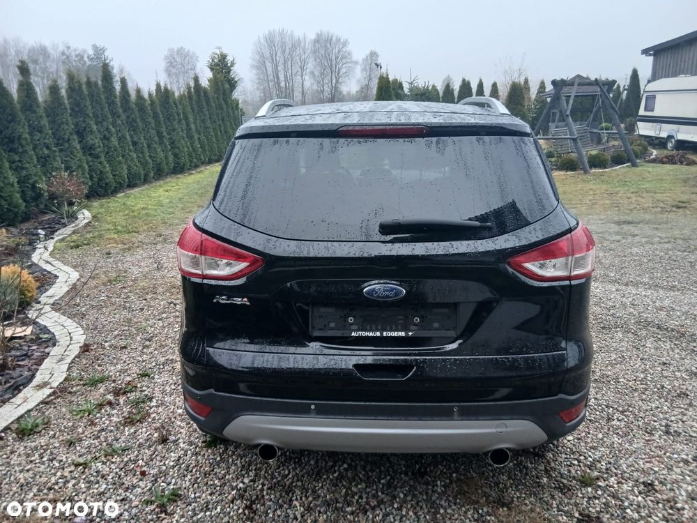 Ford Kuga 1.5 EcoBoost 2x4 Titanium - 8