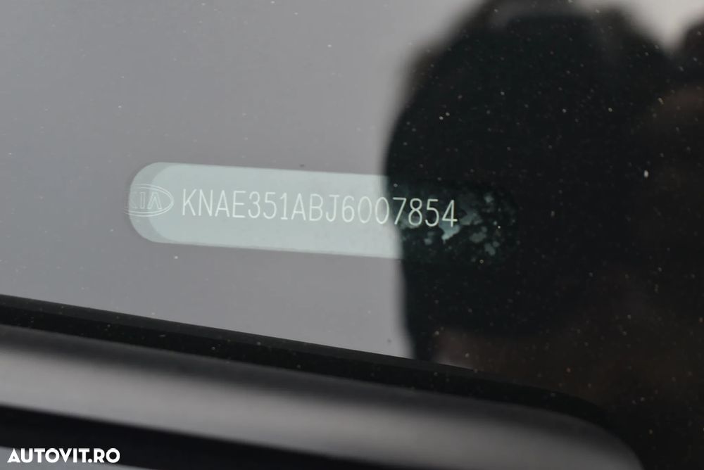 Kia Stinger 2.0 T-GDI RWD GT Line - 26