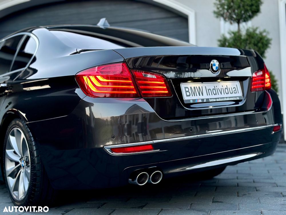 BMW Seria 5 520d Aut. Luxury Line - 38