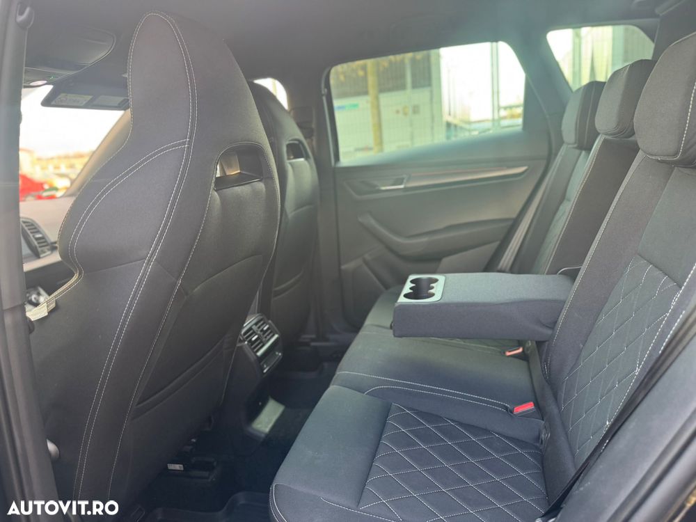 Skoda Karoq 2.0 TDI SCR 4x4 DSG Sportline - 20