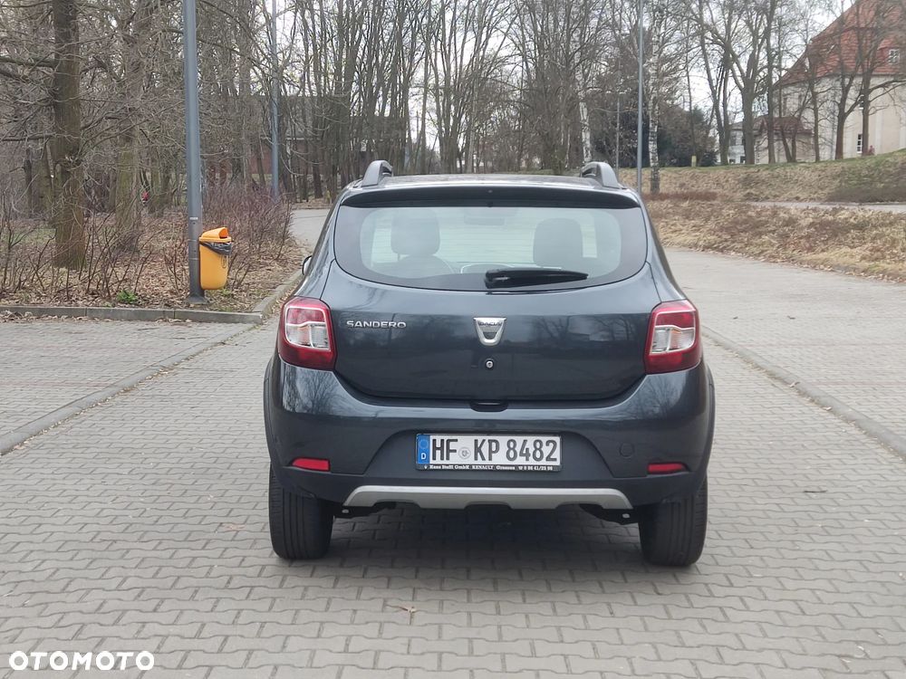 Dacia Sandero Stepway TCe 90 (S&S) Celebration - 8