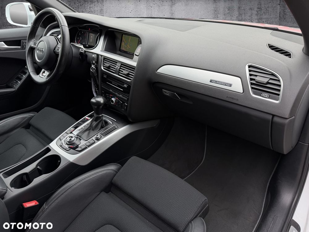 Audi A4 Avant 2.0 TDI DPF quattro S tronic S line Sportpaket - 12