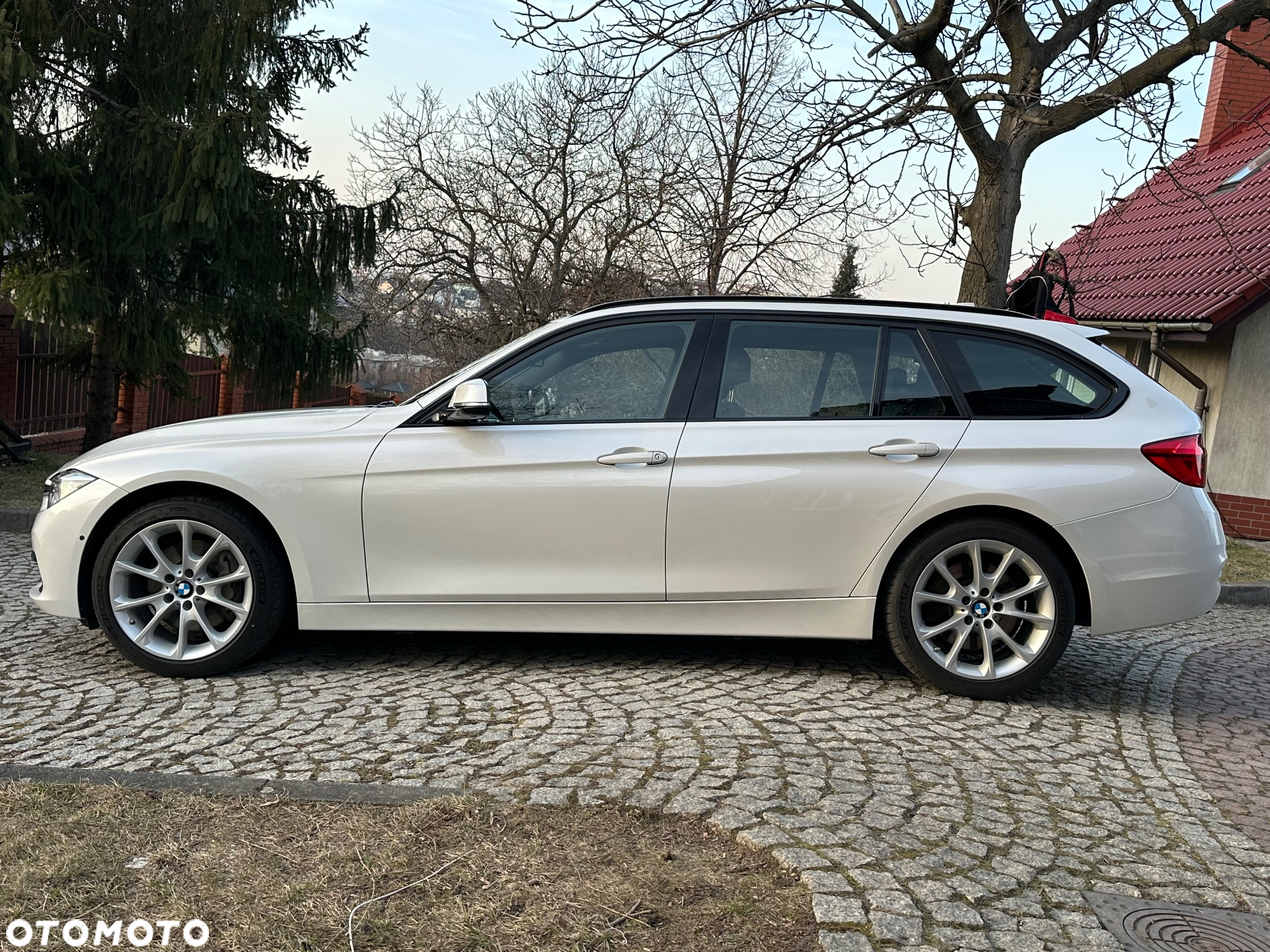 BMW Seria 3 335d Touring xDrive Luxury Line - 39