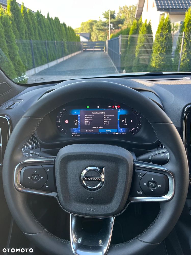Volvo XC 40 B3 Core - 17