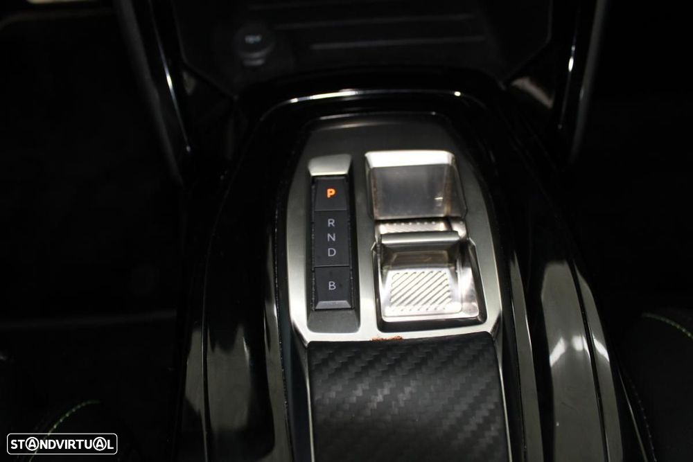 Peugeot e-2008 54 kWh GT - 21