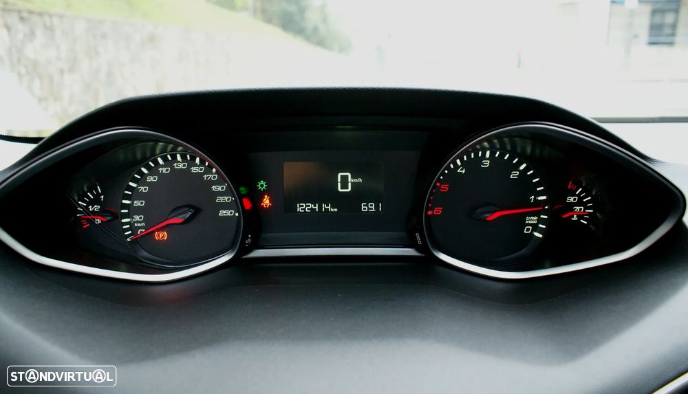 Peugeot 308 SW 1.6 BlueHDi Active J17 - 12