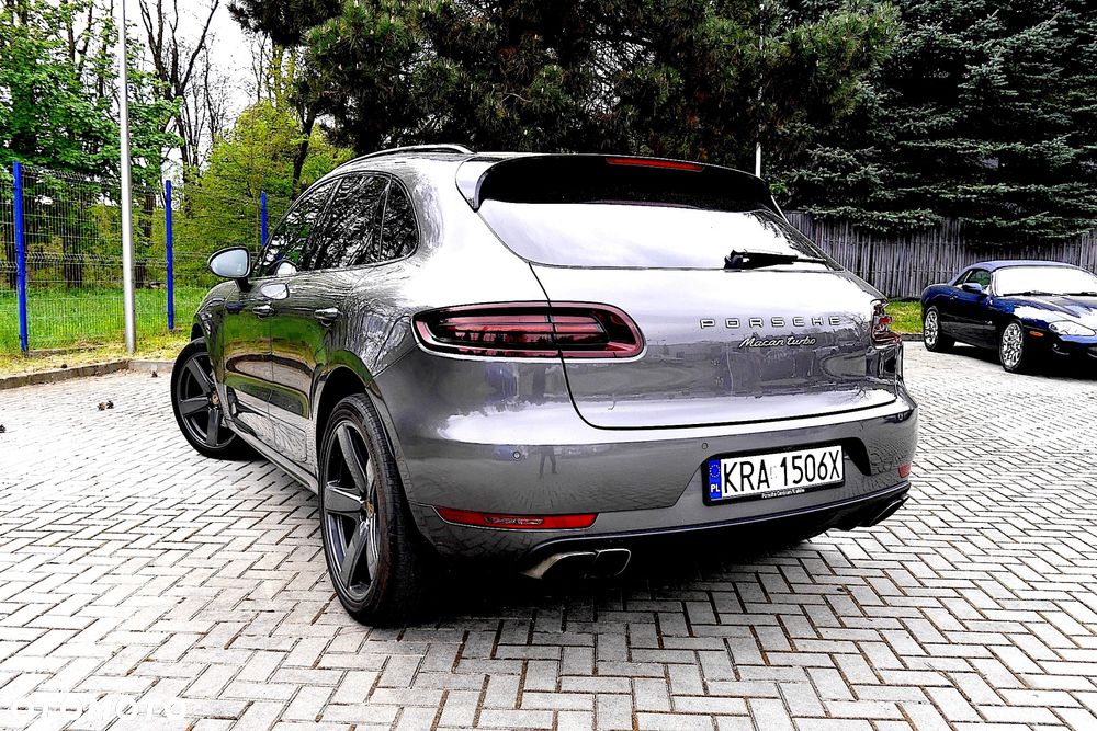 Porsche Macan - 8
