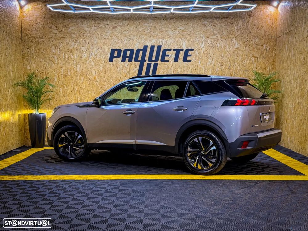 Peugeot e-2008 54 kWh Allure - 24
