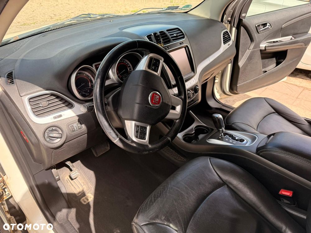 Fiat Freemont 2.0 Multijet 16V DPF Automatik Allrad Lounge - 6