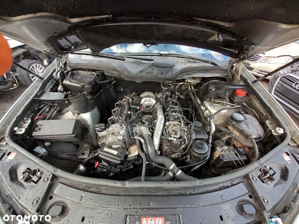 MERCEDES ML W164 SILNIK 3.0 V6 DIESEL !!! USZKODZONY NA CZĘŚCI !!! OZNACZENIE: OM642 - 1