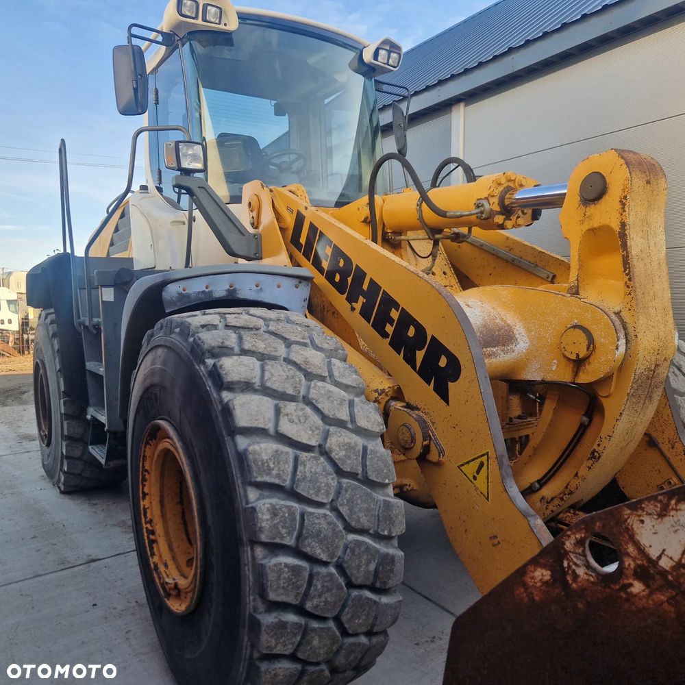 Liebherr L576 - 2