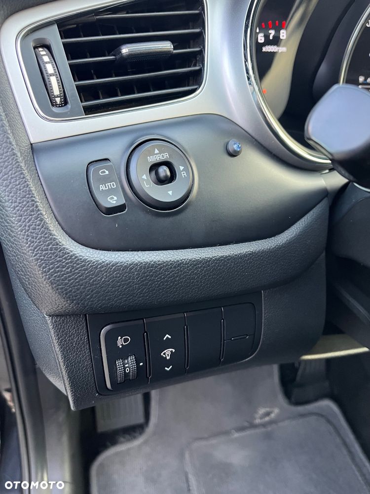 Kia Ceed 1.6 GDI XL - 25