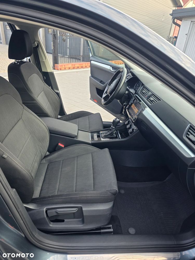 Skoda Superb 2.0 TDI Active DSG - 7