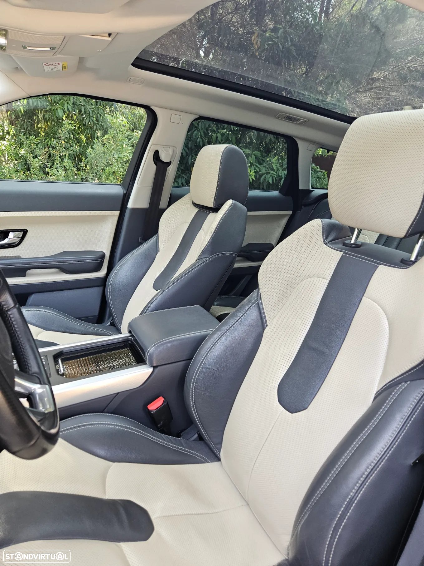 Land Rover Range Rover Evoque 2.2 SD4 Prestige Auto - 11