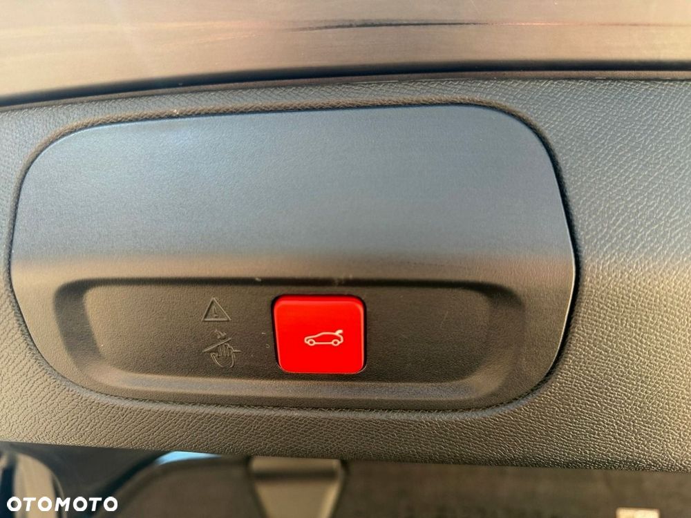 Peugeot 408 - 12