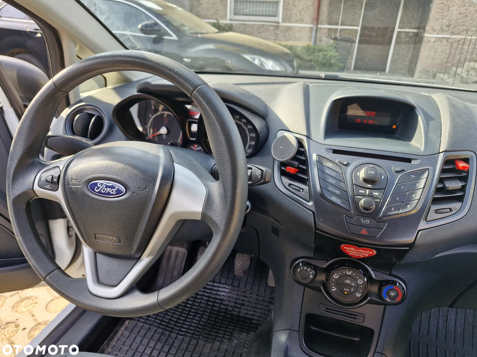 Ford Fiesta - 16