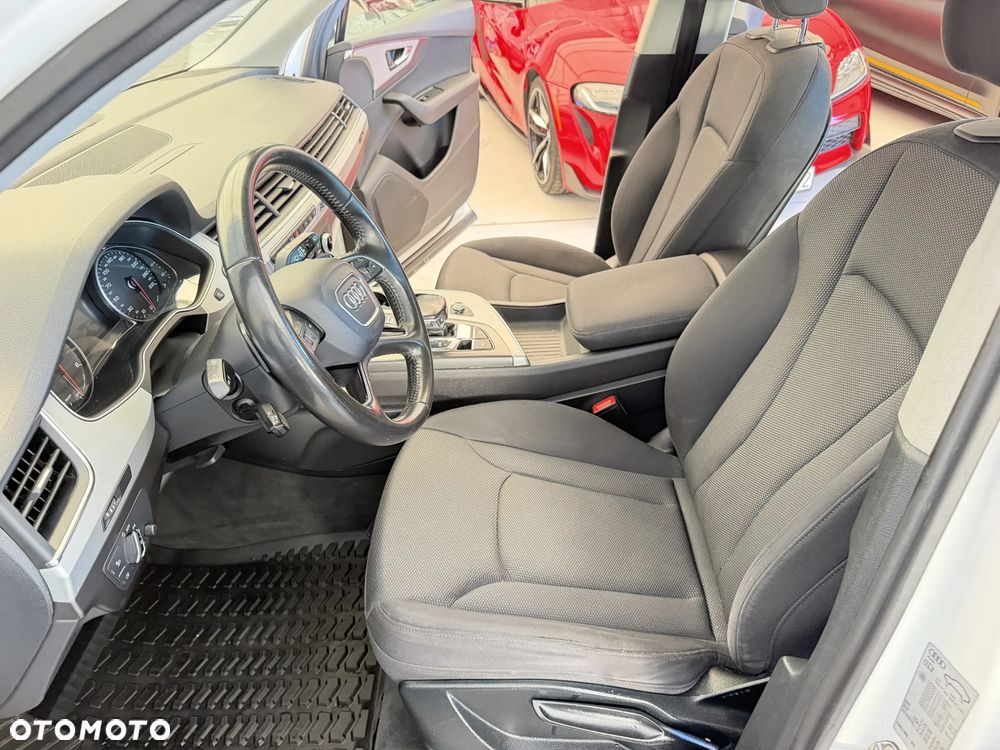 Audi Q7 - 8