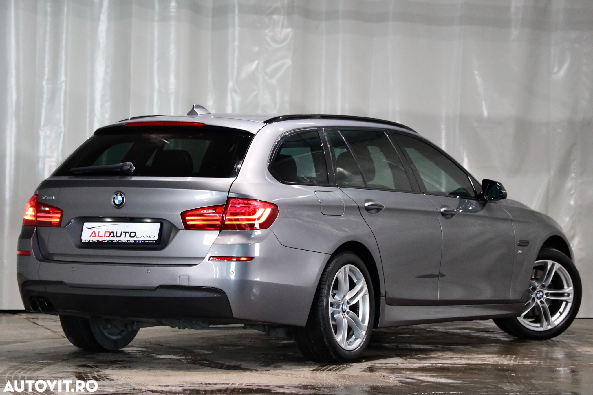 BMW Seria 5 520d Aut. M Sport Edition - 2