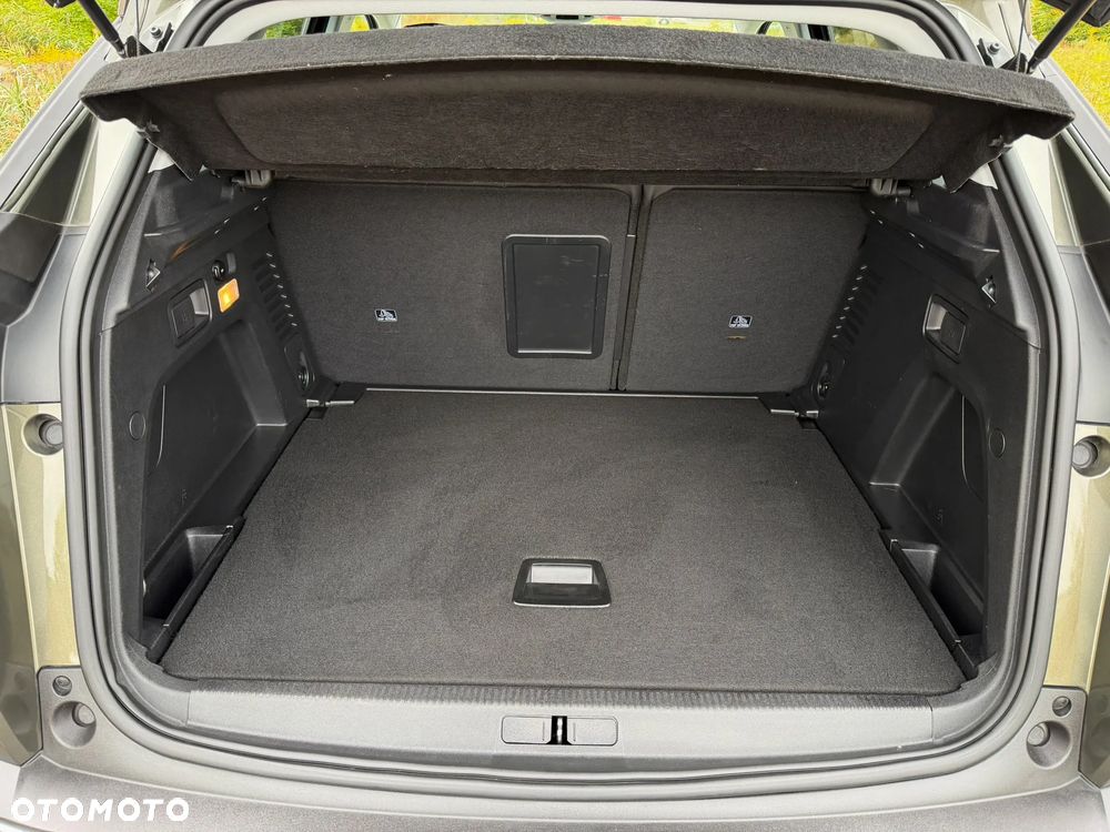 Peugeot 3008 1.5 BlueHDi Allure S&S - 8