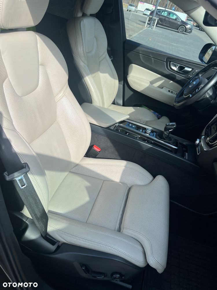 Volvo XC 60 D4 AWD Inscription - 8