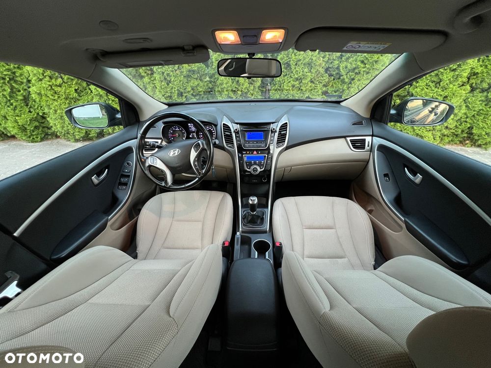 Hyundai i30 1.6 GDI Comfort - 9
