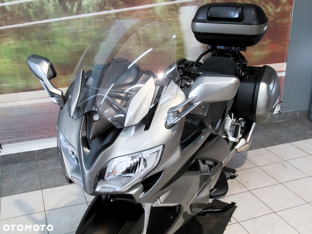 Yamaha FJR - 14