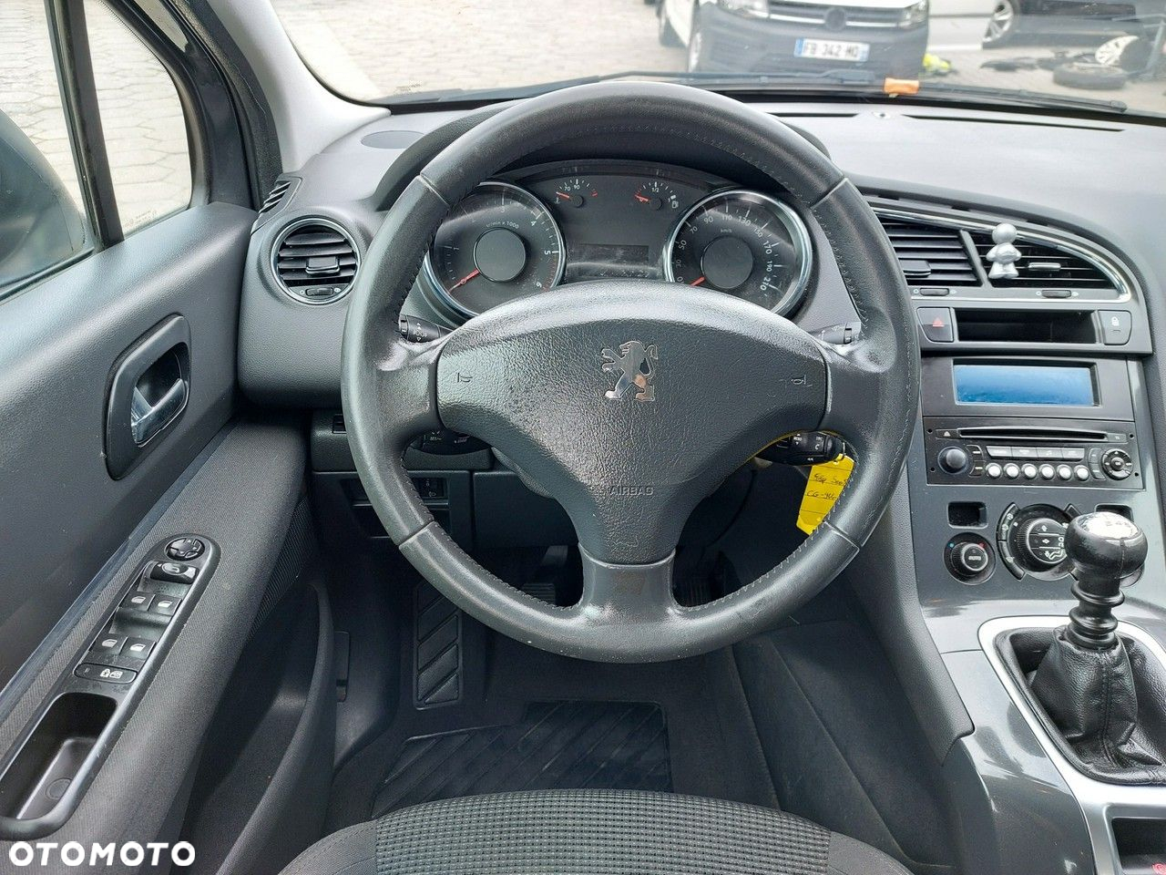 Peugeot 5008 - 11