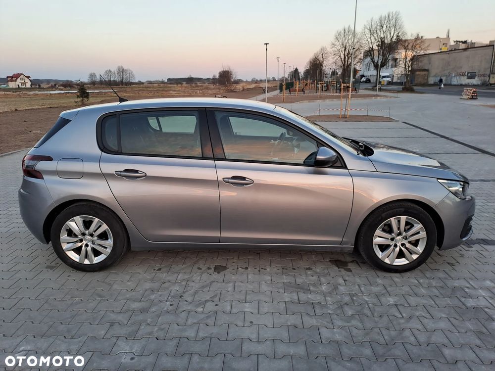 Peugeot 308 1.2 PureTech GPF Allure S&S - 6