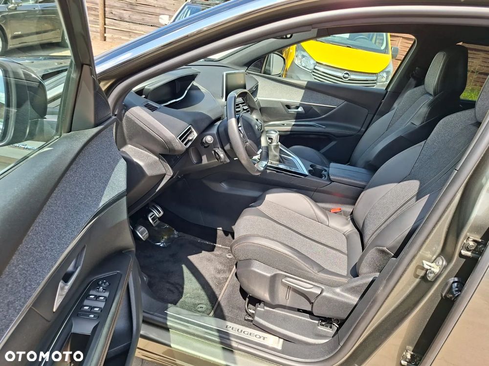 Peugeot 5008 2.0 HDi Allure 7os - 22