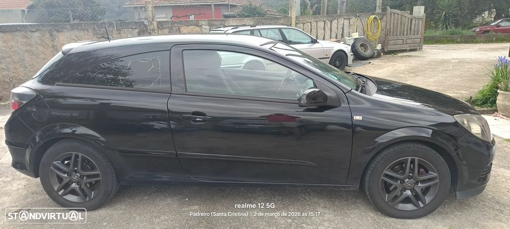 Opel Astra GTC 1.3 CDTI - 4