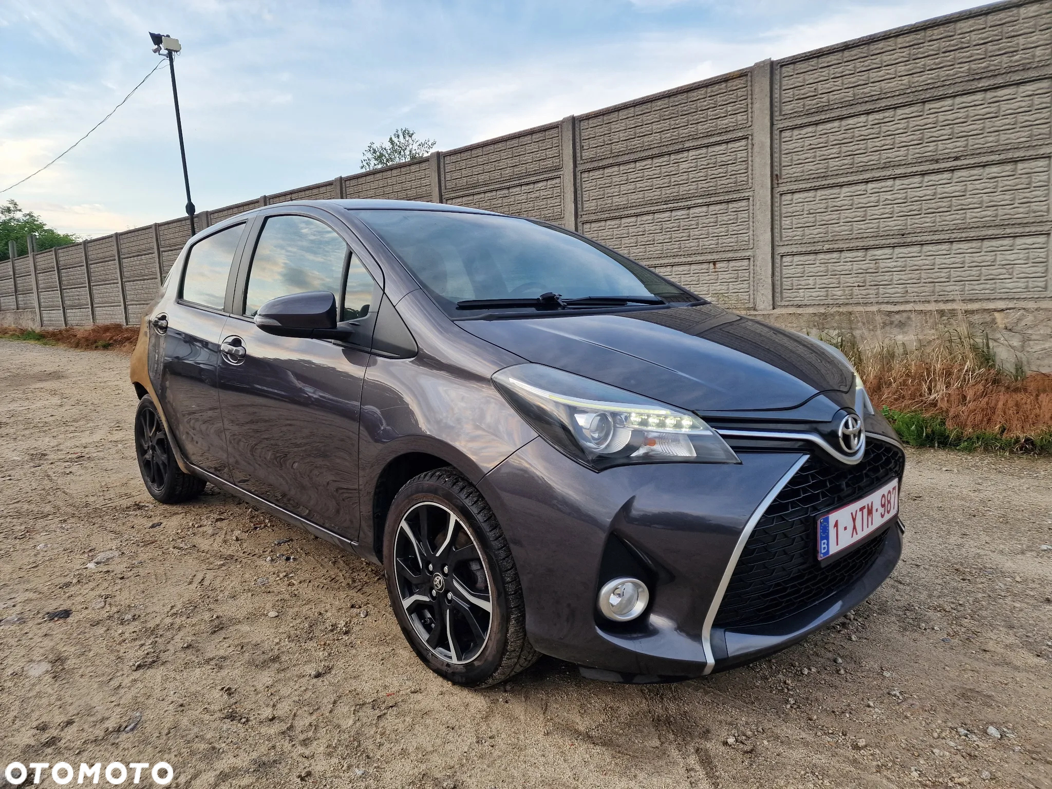 Toyota Yaris - 2