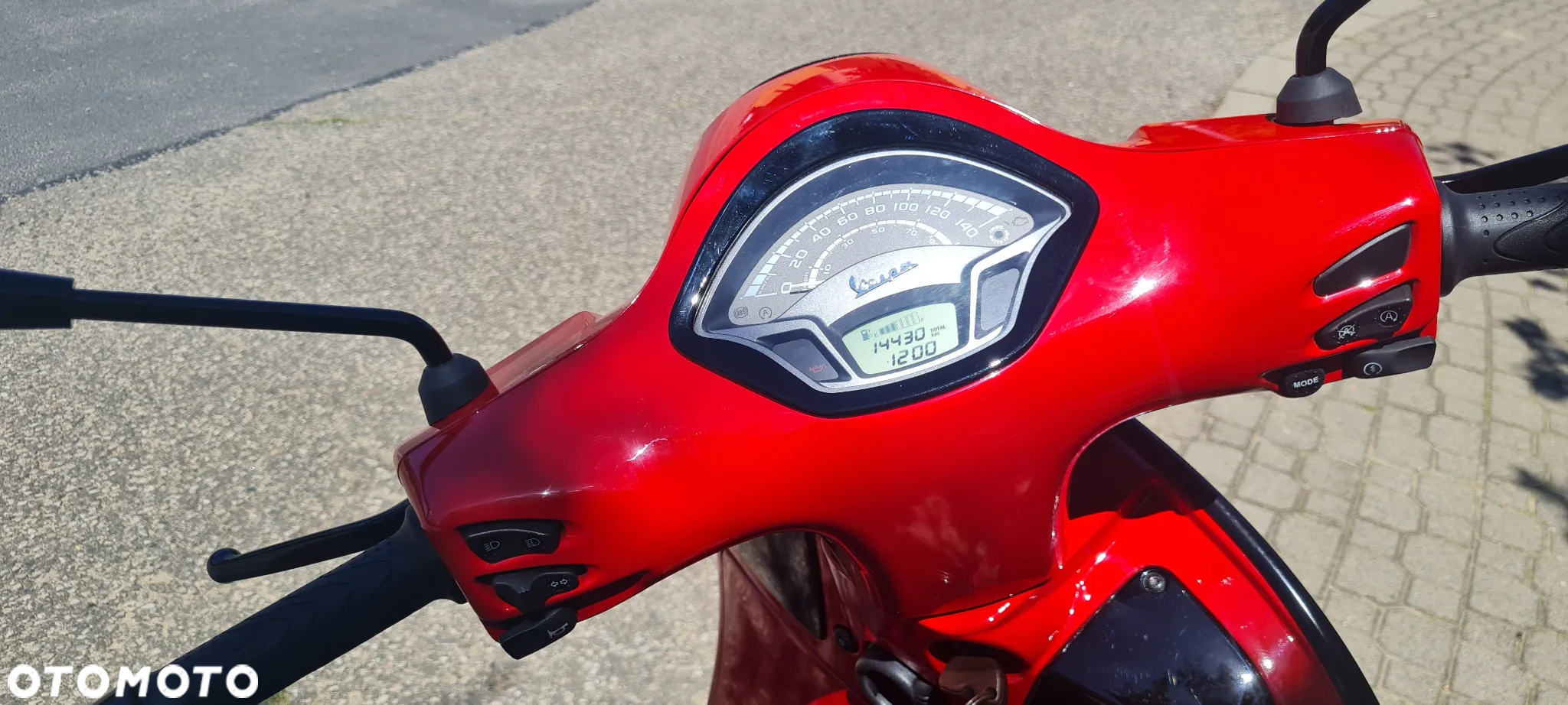 Vespa GTS - 13
